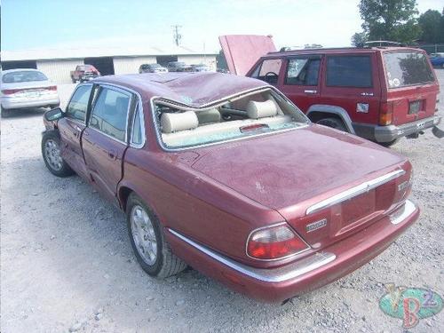 JAGUAR XJ8