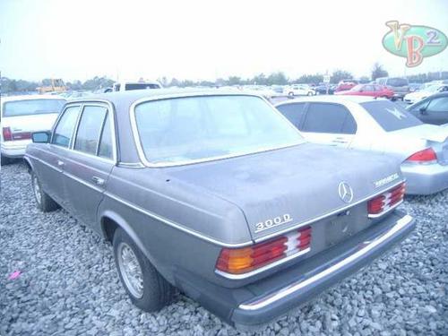 MERCEDES-BENZ MERCEDES 300D