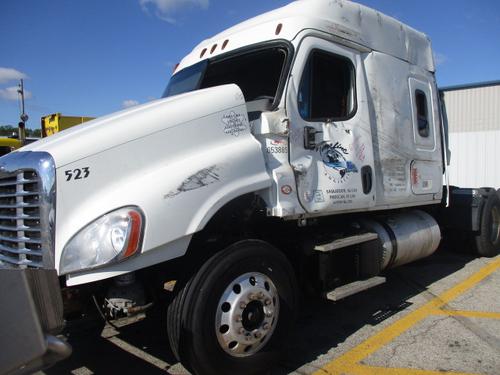 FREIGHTLINER CASCADIA 125