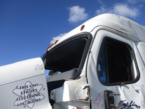 FREIGHTLINER CASCADIA 125