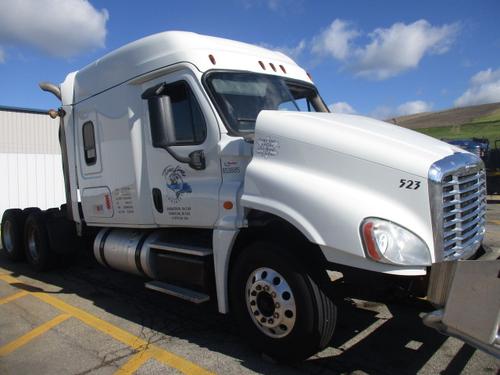 FREIGHTLINER CASCADIA 125