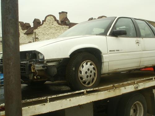 PONTIAC GRAND PRIX