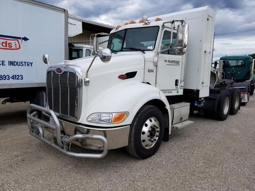 PETERBILT 384