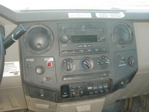 FORD FORD F550SD PICKUP