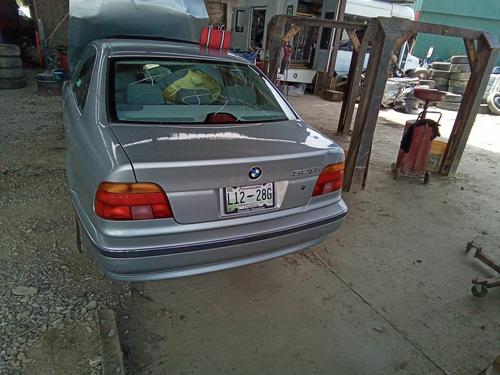 BMW BMW 528i