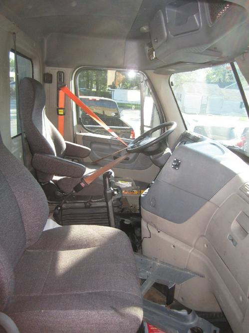 FREIGHTLINER CASCADIA 125