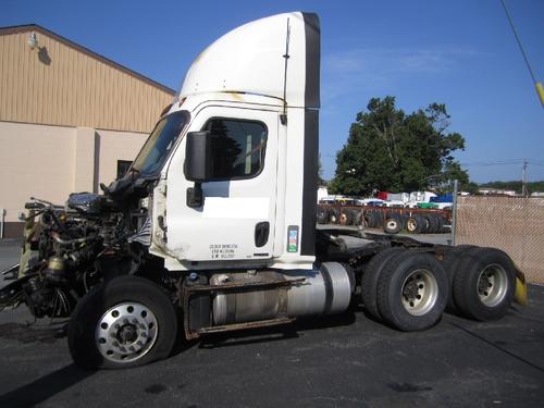 FREIGHTLINER CASCADIA 125