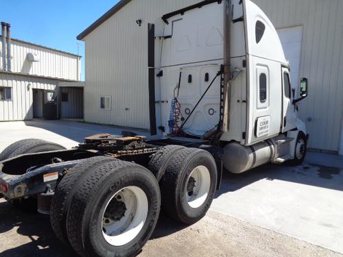 FREIGHTLINER CASCADIA 126