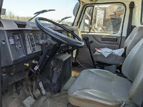 INTERNATIONAL 4700