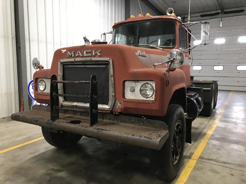 Mack R700