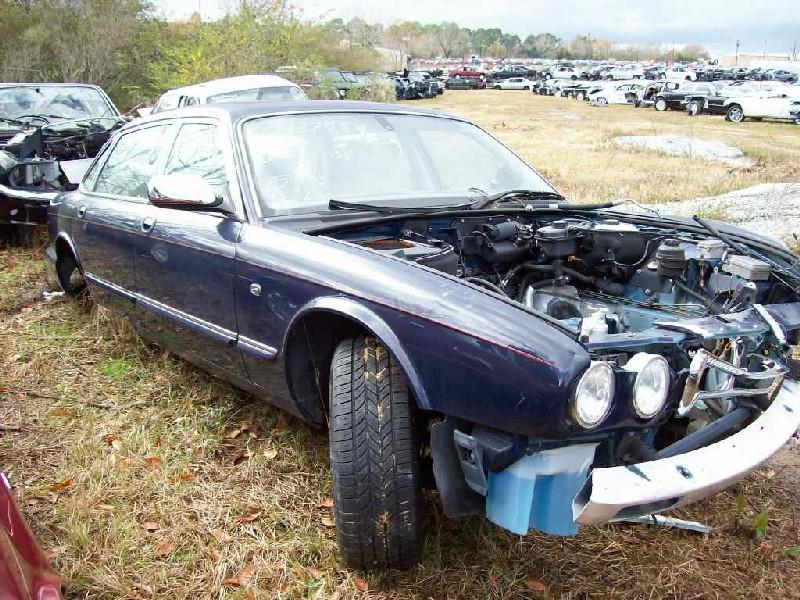 JAGUAR XJ8