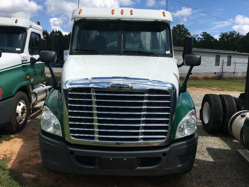 FREIGHTLINER CASCADIA 125