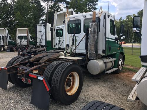 FREIGHTLINER CASCADIA 125