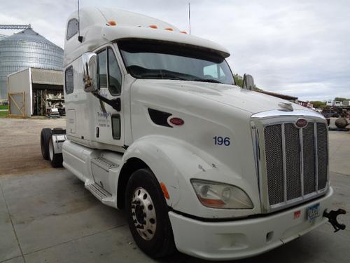 PETERBILT 587