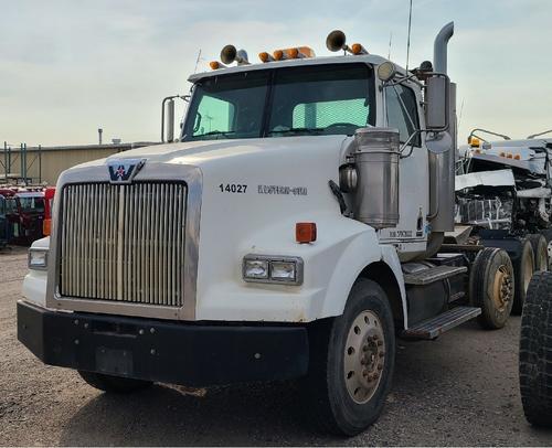 WESTERN STAR 4900SBA