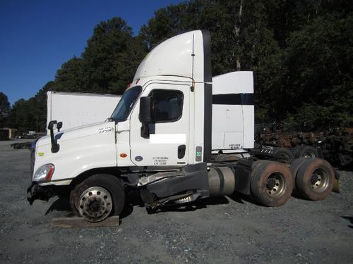 FREIGHTLINER CASCADIA 125