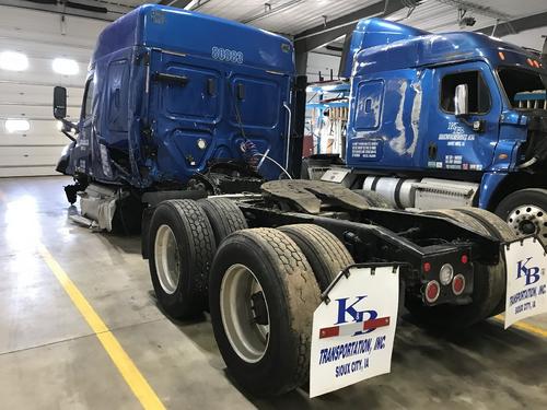 Freightliner CASCADIA