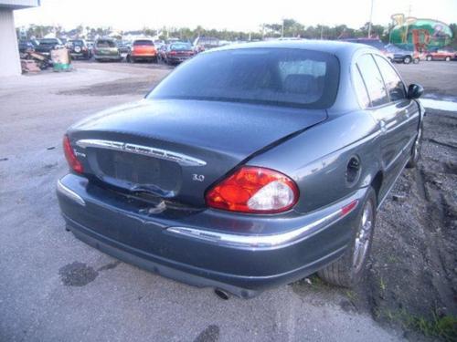 JAGUAR X TYPE