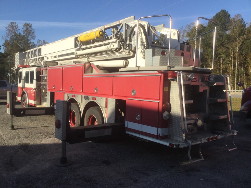 EMERGENCY ONE I E-ONE