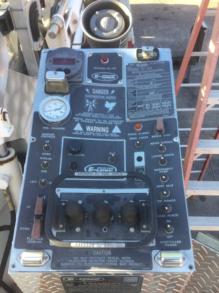 EMERGENCY ONE I E-ONE