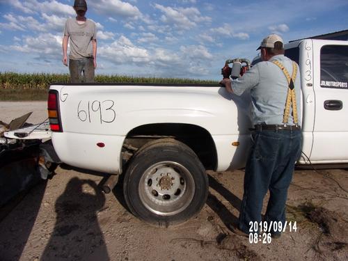 CHEVROLET SILVERADO 2500 PICKUP