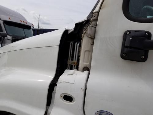 FREIGHTLINER CASCADIA 125