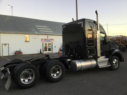 KENWORTH T880