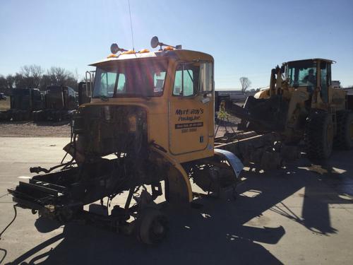 Peterbilt 330