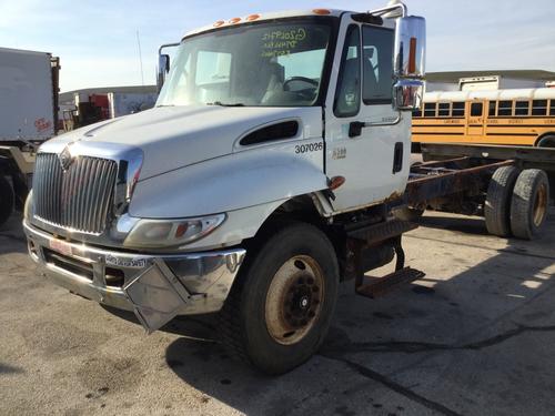 INTERNATIONAL 4300