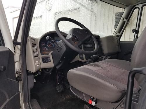INTERNATIONAL 4300