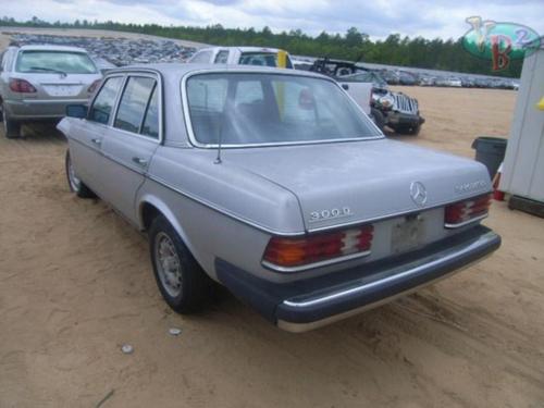 MERCEDES-BENZ MERCEDES 300D