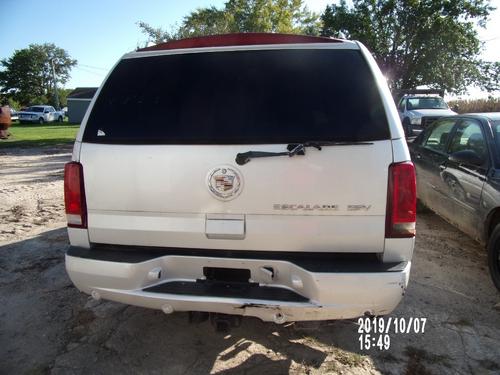 CADILLAC ESCALADE ESV