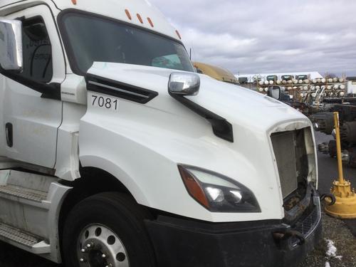 FREIGHTLINER CASCADIA 126