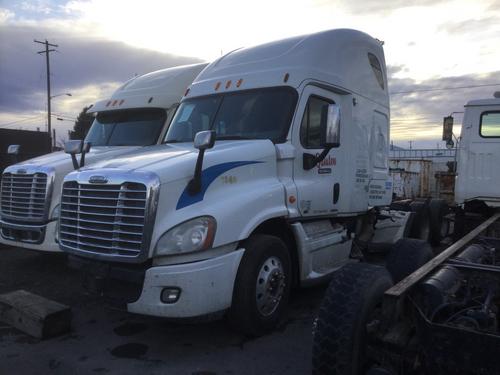 FREIGHTLINER CASCADIA 125