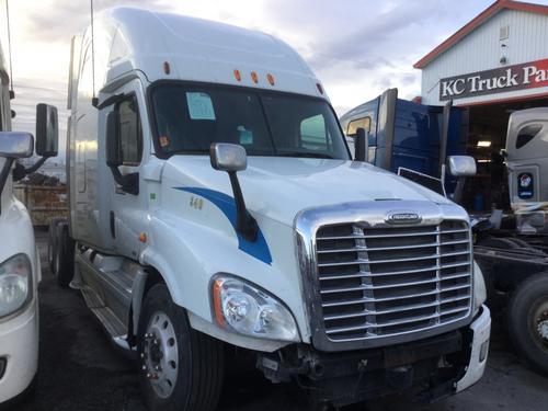 FREIGHTLINER CASCADIA 125