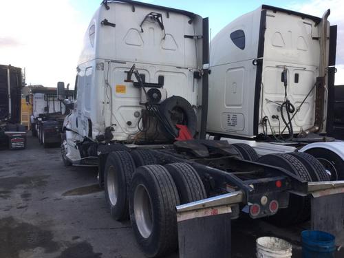 FREIGHTLINER CASCADIA 125