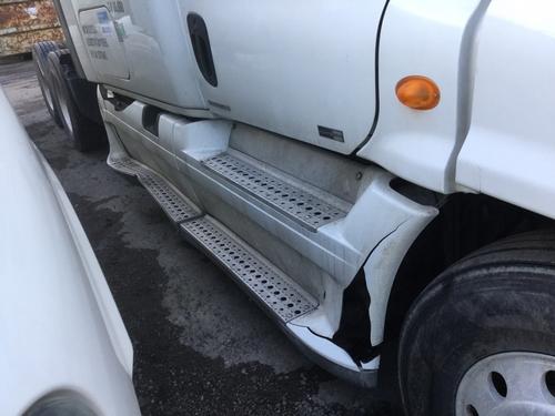 FREIGHTLINER CASCADIA 125