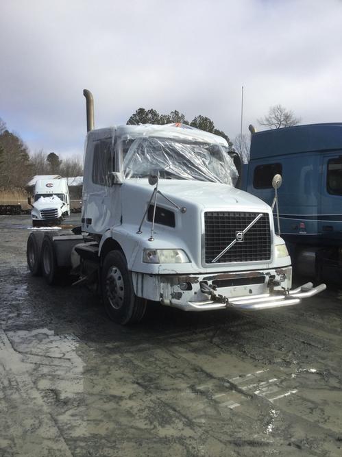 VOLVO VNM