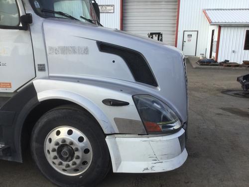 VOLVO VNL