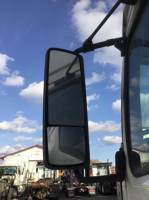 VOLVO VNL