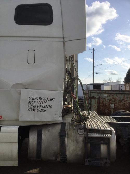 VOLVO VNL