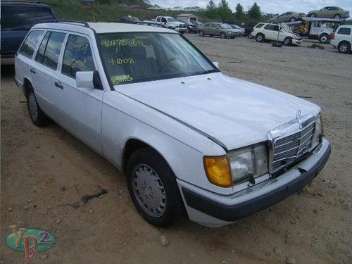 MERCEDES-BENZ MERCEDES 300E