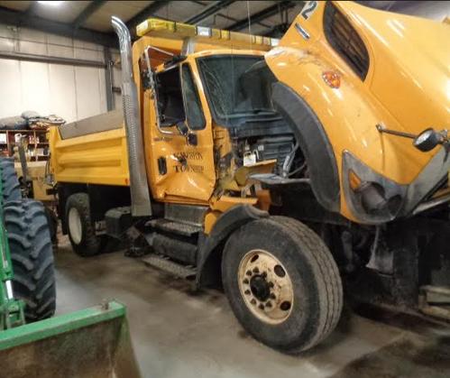 INTERNATIONAL 7400
