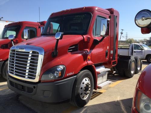 FREIGHTLINER CASCADIA 113