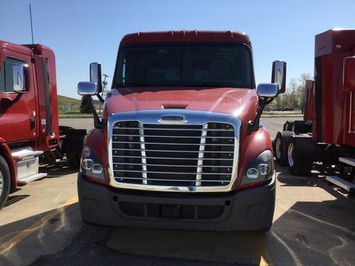 FREIGHTLINER CASCADIA 113