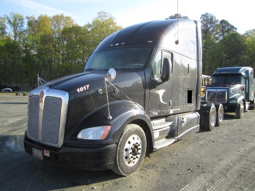 KENWORTH T700