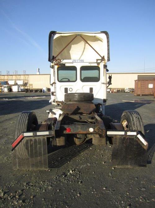 FREIGHTLINER CASCADIA 113