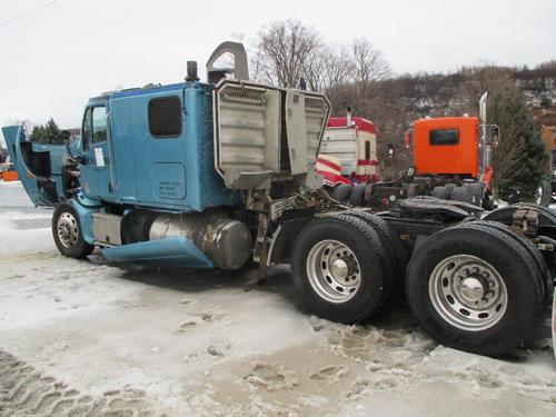 PETERBILT 587