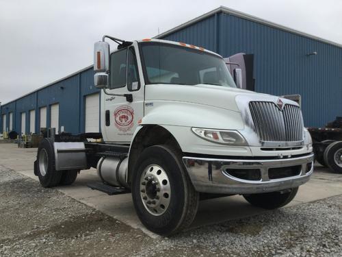 International DURASTAR (4400)