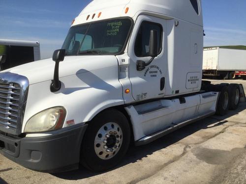 FREIGHTLINER CASCADIA 125